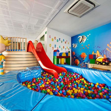 Vacationclub - Olympic Park Apartment A405 Колобжег Екстер'єр фото